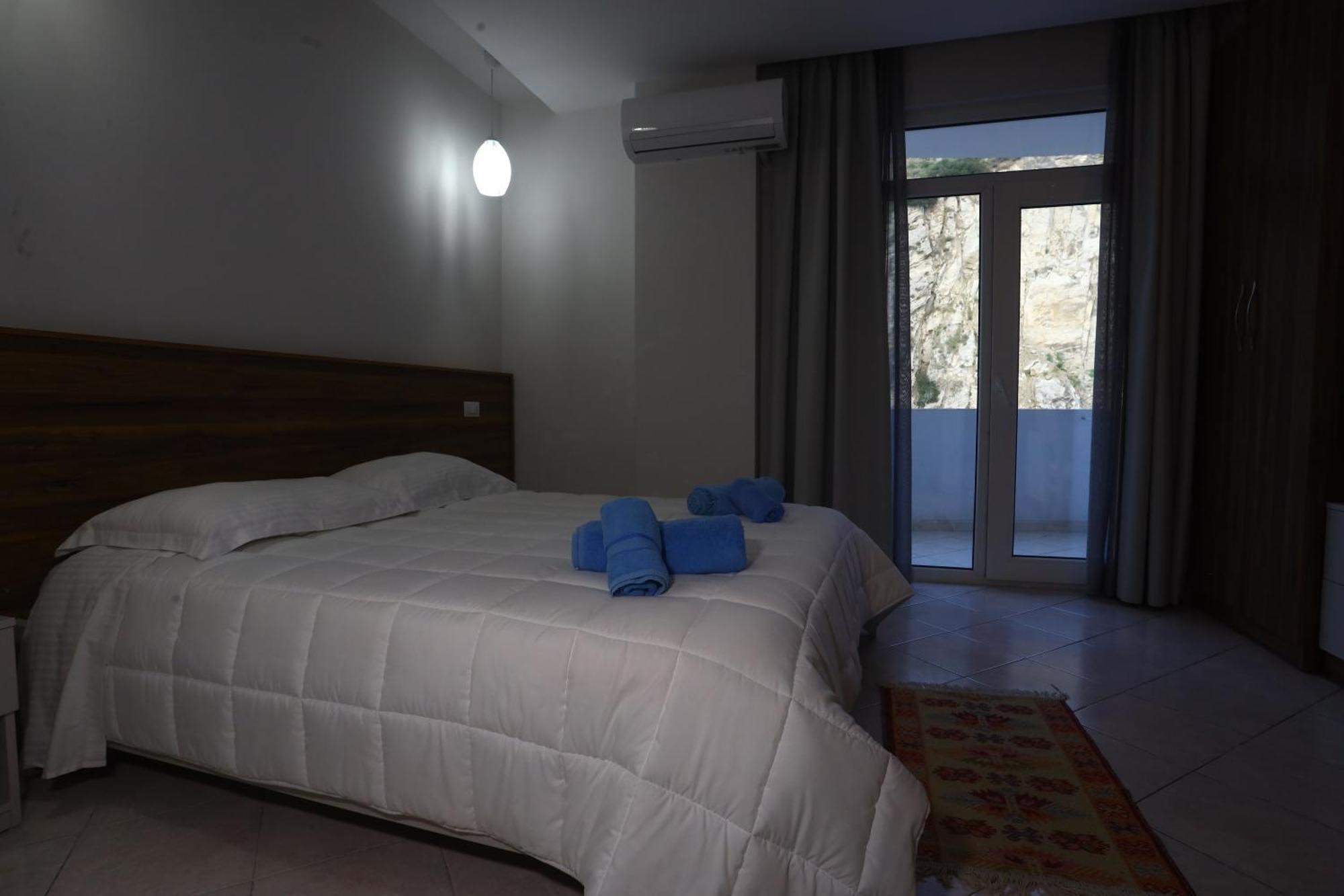 Hotel Kamomil Škalngur Kültér fotó