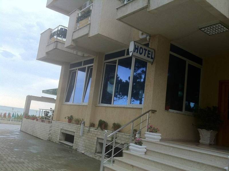 Hotel Kamomil Škalngur Kültér fotó