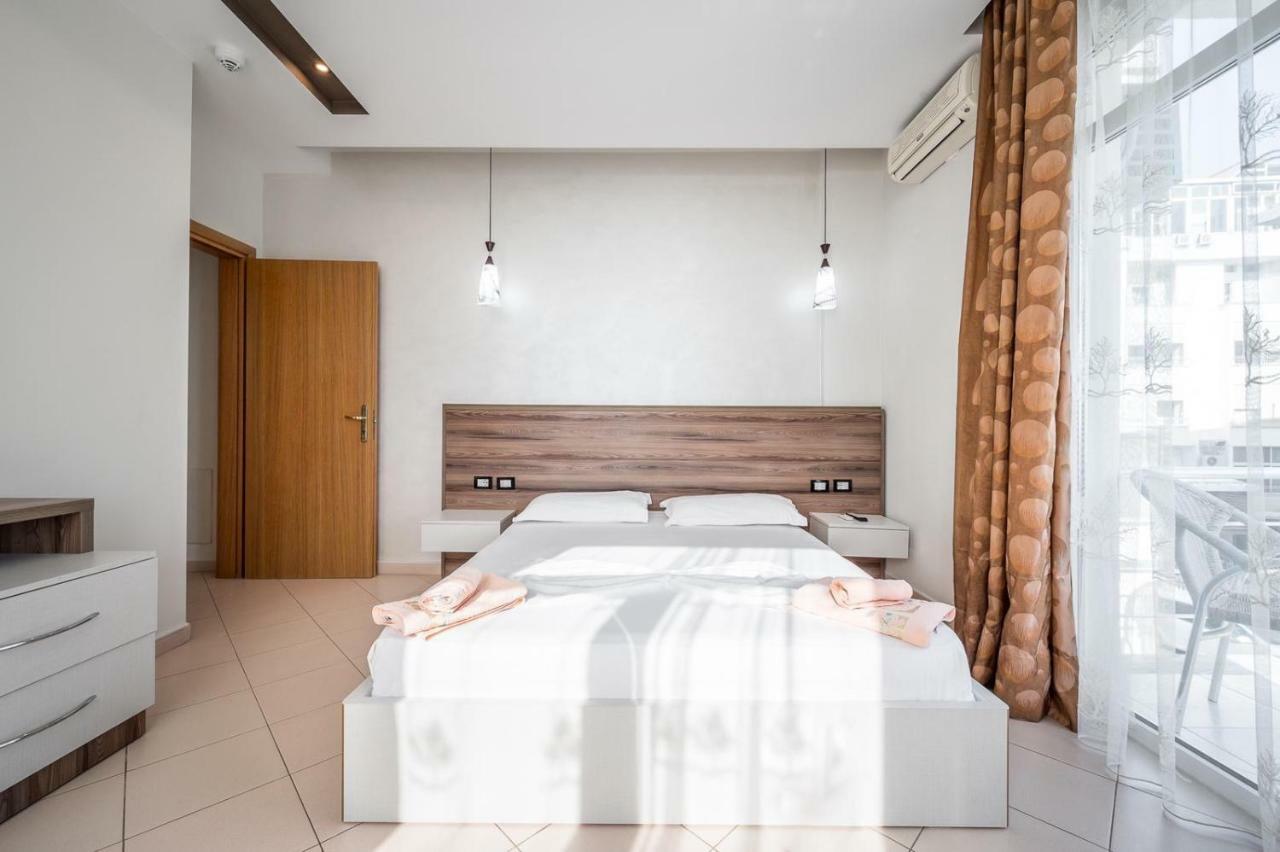 Hotel Kamomil Škalngur Kültér fotó